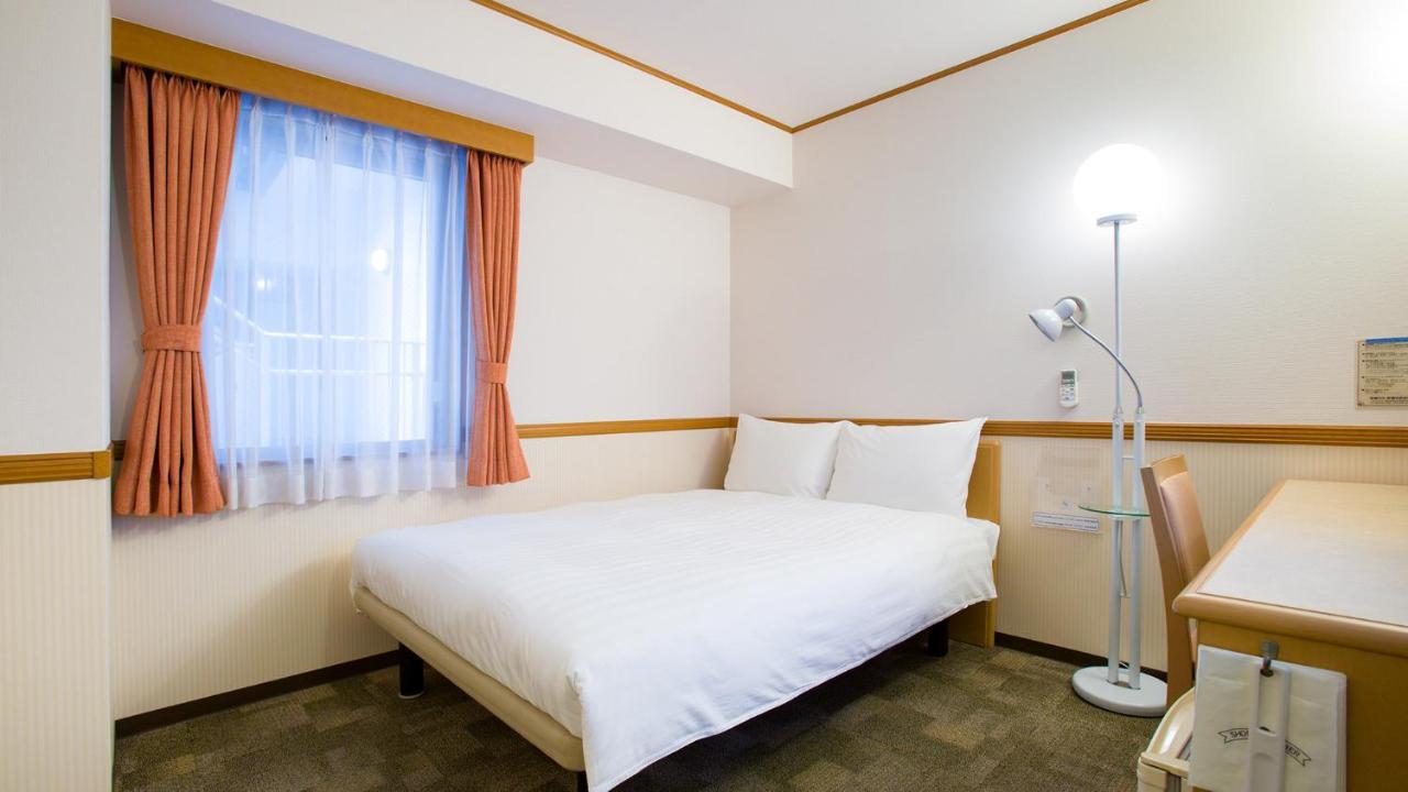 Toyoko Inn Shin-Yatsushiro Ekimae Exterior foto