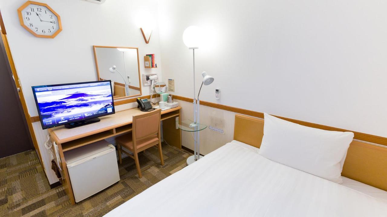 Toyoko Inn Shin-Yatsushiro Ekimae Exterior foto